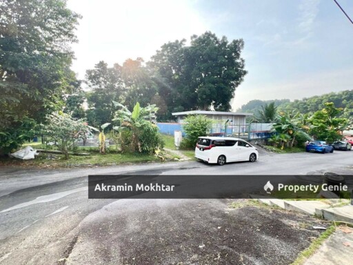 Freehold, Facing Open & Renovated | Double Storey, Taman Bukit Emas @ Seri Kembangan