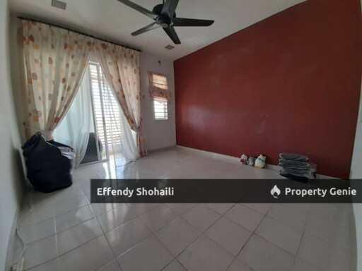 AMANSIARA SELAYANG TOWNHOUSE