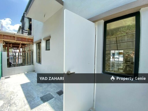 Nassim Heights, Ampang | 3-Storey Link 5 Bedrooms | RM1.2M - Strategic Location & Exclusive Private Road