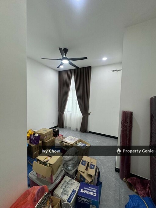 Setia Tropika Semi D For Rent