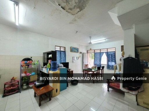 CORNER LOT 2 STOREY TAMAN TUANKU AMPUAN NAJIHAH, SENAWANG SEREMBAN .