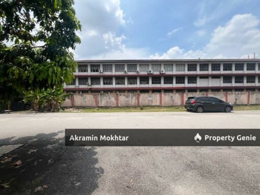 Freehold, Facing Open, Partially Furnished & Extended | Double Storey Terrace Taman Puchong Utama PU 10 Puchong