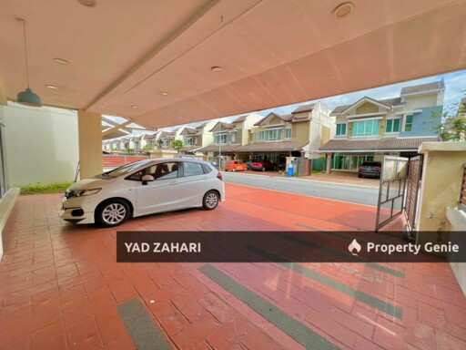 Kemuning Residence, Shah Alam | Bungalow 6 Bedrooms | RM1.35M - Partly Furnished and Nearby Surau