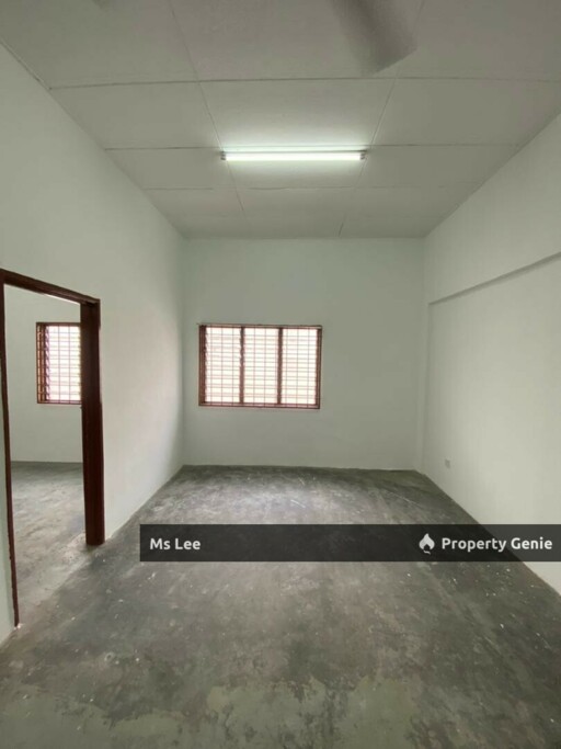 3rd Floor Shop Apartment RM 350 (Pasar Malam) -Taman Sentosa @ Klang- Ready 30/9