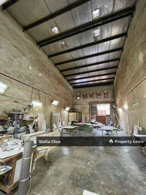 🌈For RENT 1.5 Storey Factory 📍Jalan Mutiara Emas 7/x @Mount Austin Factory