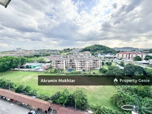Apartment Bayu Suria, Taman Impian Ehsan, Balakong .