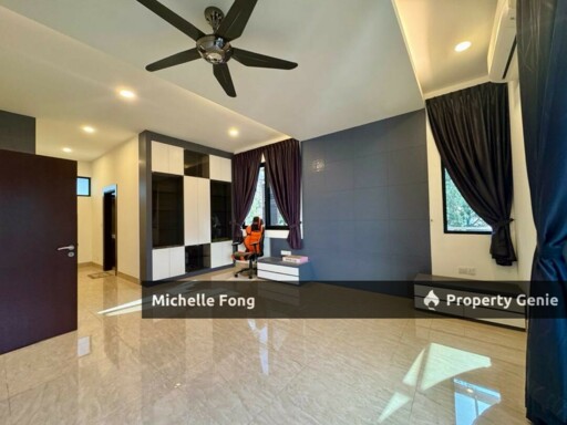Horizon Hills @ The Hills / 2 Storey Bungalow / Fully Renovated / Gated Guarded