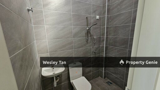 Cheng New Bumi 2 Storey Teres Freehold 4rooms 5mins To Cheng Lotus MBB
