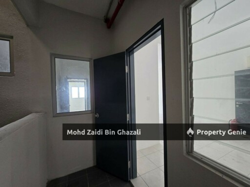 Bare Unit Kita Ria Apartment Cybersouth Dengkil