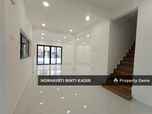 BANGLO 2 TINGKAT TAMAN GURU