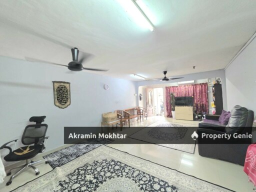 Fully Renovated & " Bebas Banjir" | 'Teres 2 Tingkat Seksyen 18, Shah Alam