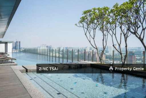 Flexis @ One South_Duplex {Save RM 87,000} 8 mins Drive to MRT Serdang Raya Utara