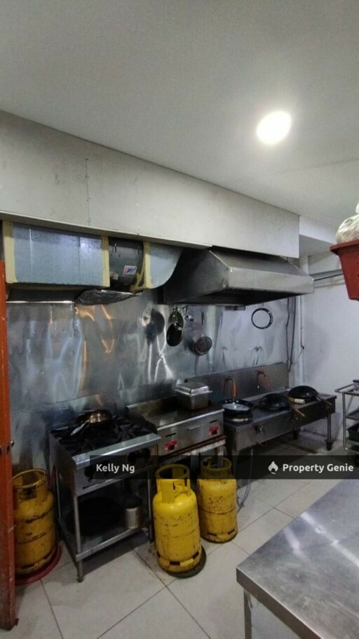 1st Floor Corner Shop Office At Bandar Puteri Klang For Rent
