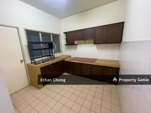 Partially Furnished 2 Storey Terrace House for Rent at Sri Damansara Sophea Residence, Bandar Sri Damansara