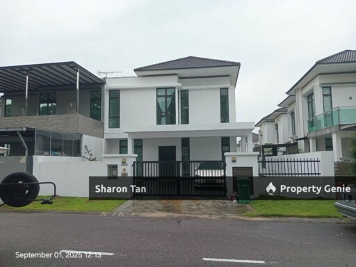 2 Storey Cluster House Taman Kota Masai Freehold Non Bumi Lot Vacant near Lotus