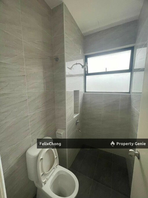 Taman Austin Duta 2 Sty Cluster Corner Lot,Johor Bahru,Unblock Lake View