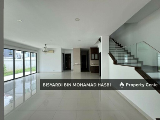 RENOVATED 3 STOREY SEMI DETACHED, LAKEHILL VILLAS BANDAR BARU BANGI, BANGI .