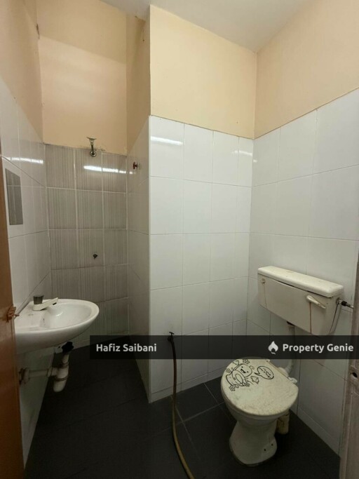 End Lot Single Storey Taman Meru Permai Klang