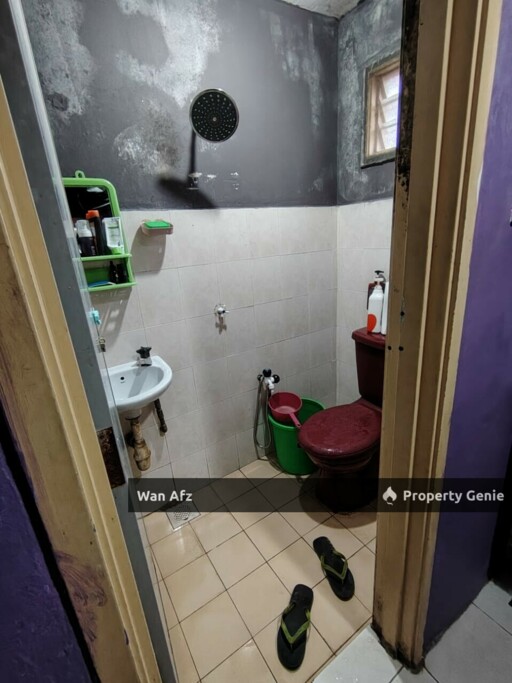 Teres Setingkat Di Indera Sempurna Kuantan, Lorong IS 49