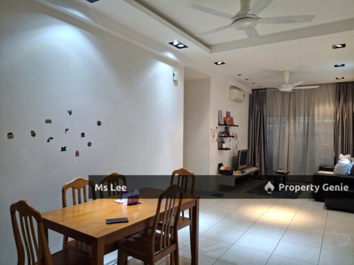 BSP 21 Condo @ Bandar Saujana Putra - Blok A Level 5 - Renovated - Sale Below Bank Value Rm70k