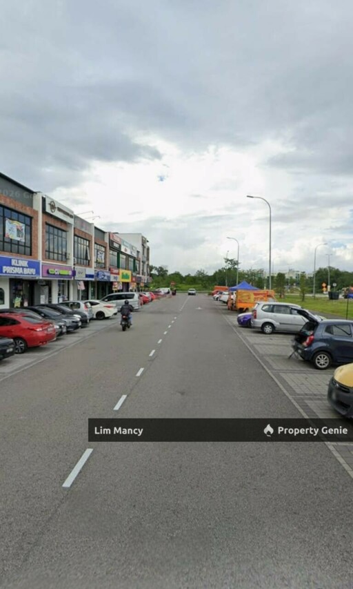 68 Avenue Gelang Patah Double Storey Shoplot Facing Main Road