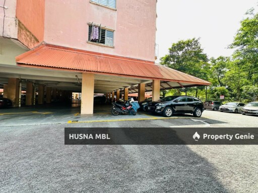 Apartment Corner Lot Renovated Desaminium Flora Seri Kembangan | 3 Bilik | Berhampiran MRT & UPM
