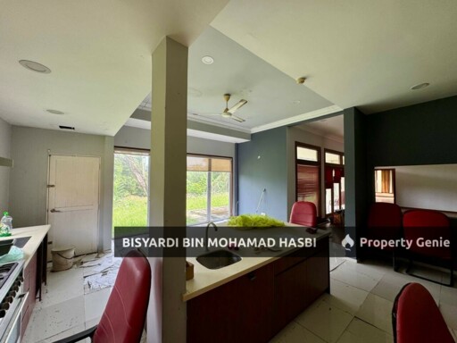 Single Storey Bungalow, Monterez Golf Club, Seksyen U9, Shah Alam .