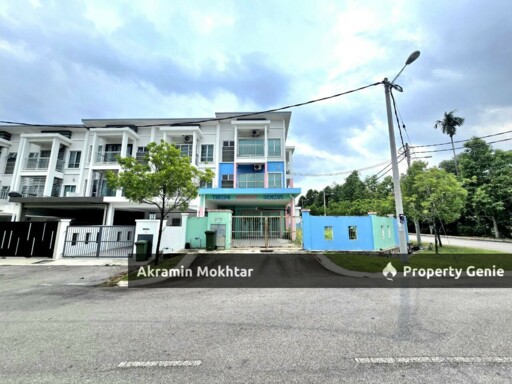 Freehold, Facing Open & Corner Lot | 3 Storey Terrace House  Taman Ramal Harmoni 2  Kajang, Sgor
