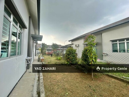 Taman Bentara, Telok Panglima Garang | Single Storey Semi-D 4 Bedrooms | RM485K - Good Condition and Semi Furnished
