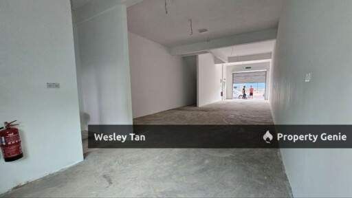 Skywiz Ayer Keroh Commercial Ground Flr Shop Opposite Mamee Bank F&B