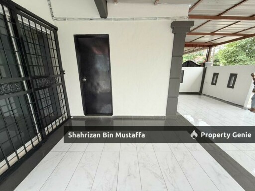 International Lot, End Lot, Taman Sri Saujana, Kota Tinggi, Johor