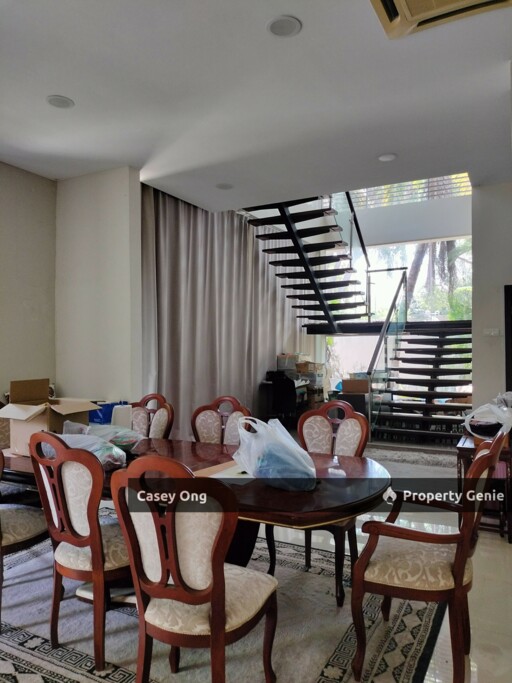 [Nice Bungalow] Near to One Utama Mall for sale