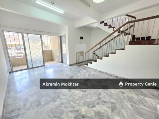 Duplex Townhouse Sri Mahligai , Seksyen 9, Shah Alam (Renovated)