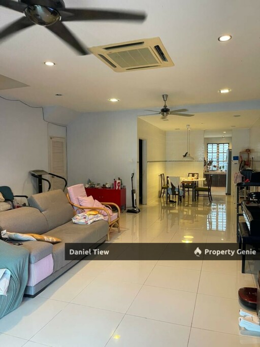 Laman Rimbunan, Matahari, Kepong