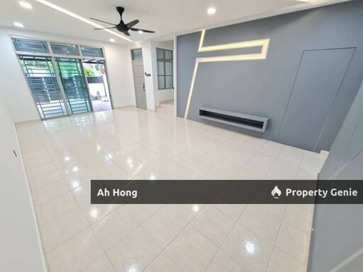 Ulu Tiram / Bestari Indah / Double Storey / Renovated / Freehold