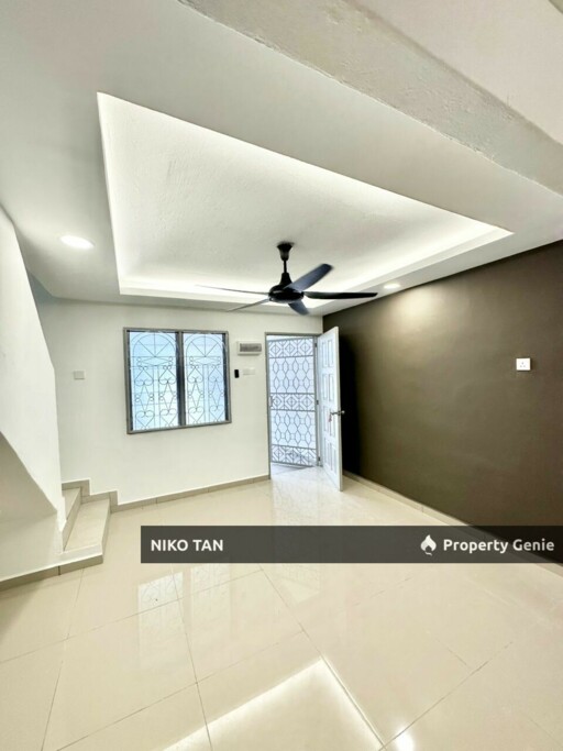 Jalan Perling 2 Storey With Fully Renovated Segamat For Sale