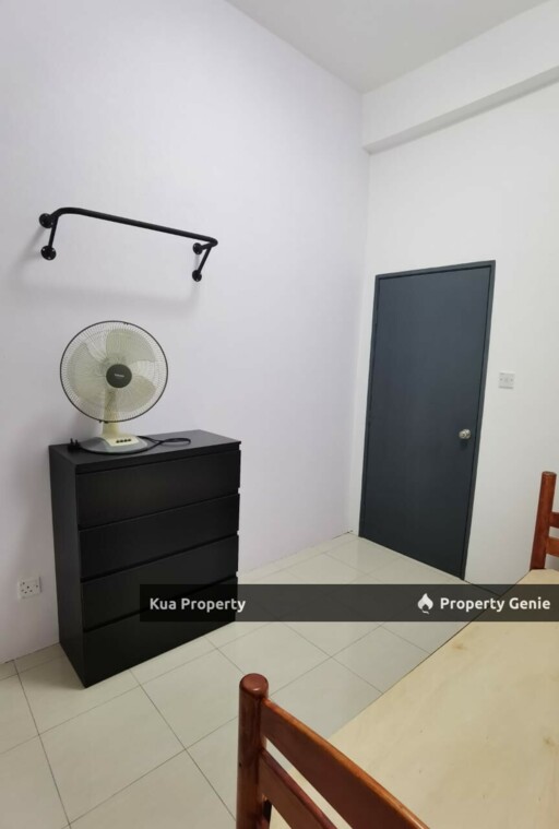 Uni Central Apartment For Rent! Located at Samarahan