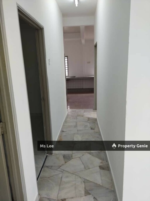 End Lot 2 storey Town House (Ground floor)-Taman Sri Sentosa @ Klang-Ready Now