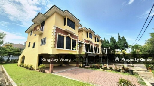Meru Valley Endlot 32x107 Townhouse Super Below Market Green View