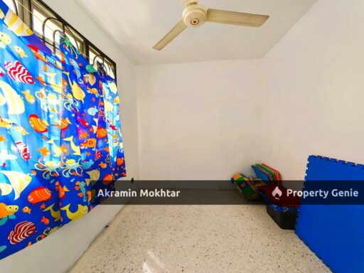 GROUND FLOOR & RENOVATED | SRI MELOR APARTMENT UKAY PERDANA