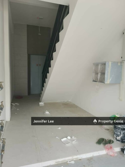 Piccadilly Greentown 3 Storey Shop Lot for Rent with Lift, Ipoh