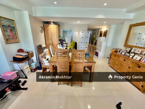 Freehold, Fully Renovated, Partially Furnished & 1 Parking | Robson Condominium Seputeh Kuala Lumpur .