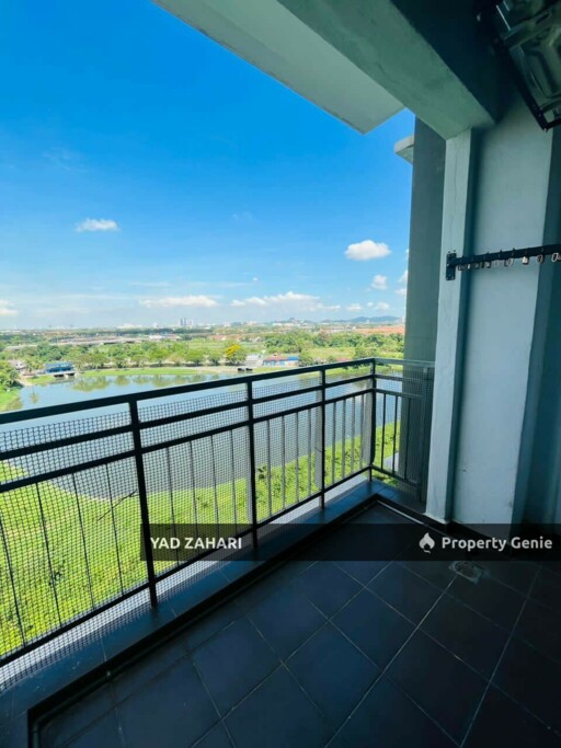 Pangsapuri Damai, Shah Alam | RM3350K - Below MV, Semi Furnished, Balcony Unblocking View & Facing Lake Sunset View