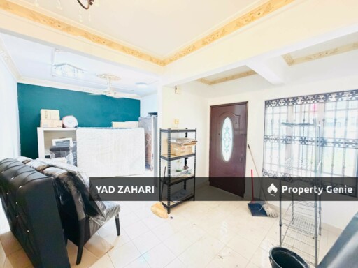 Cahaya Alam U12, Shah Alam | 2-Storey Terrace 4 Bedrooms | RM650K - Renovated Unit with Extended Hall and 4mins to Shop