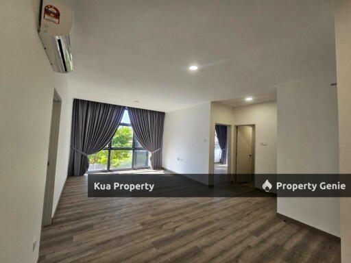 Ixora Court Apartment For Rent! Location: Jalan Stutong Baru