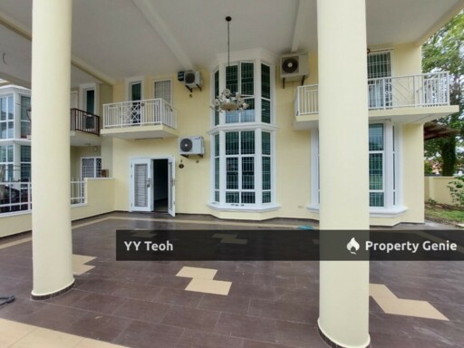CORNER Taman Merbok Double Storey Terrace