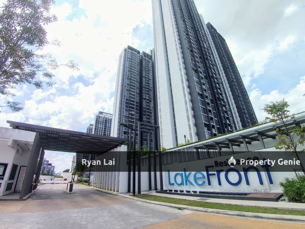 Lakefront Residence🔥🔥Save up to 137k | Below Market Value 30% Auction Property! 🔥🔥