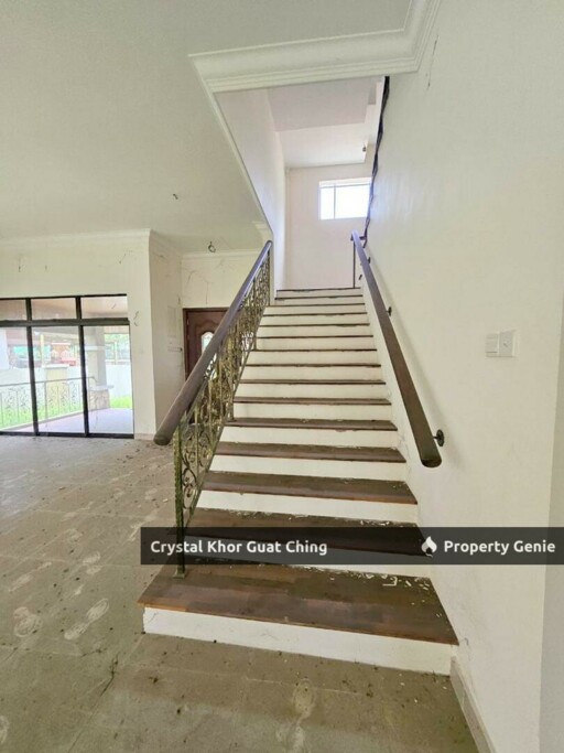 3 Storey Bungalow at D'Residence, Near Queensbay