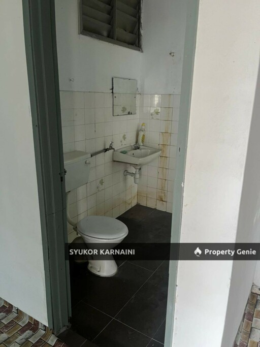 [END LOT] Double Storey Terrace House, Jalan Seri Damak, Taman Sri Andalas, Klang