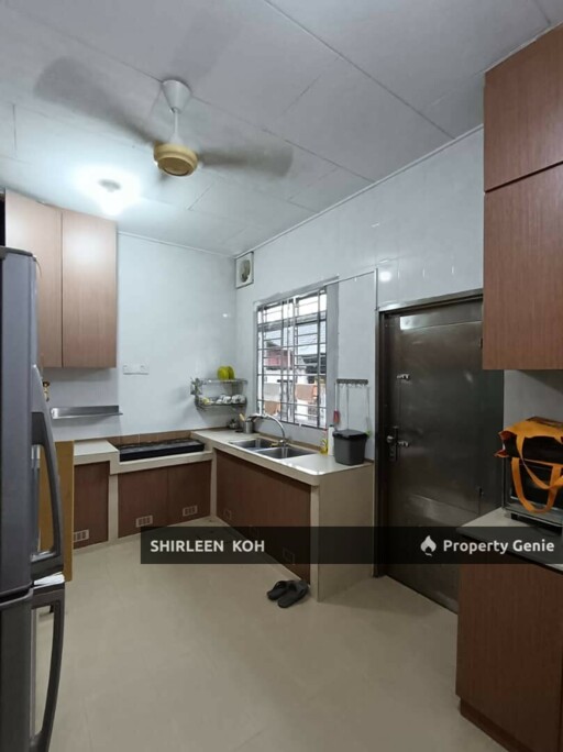 Room for rent at Taman Pelangi @ Johor Bahru